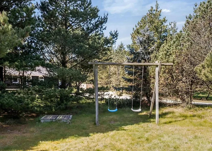 Rumena - 800m From The Sea By Interhome